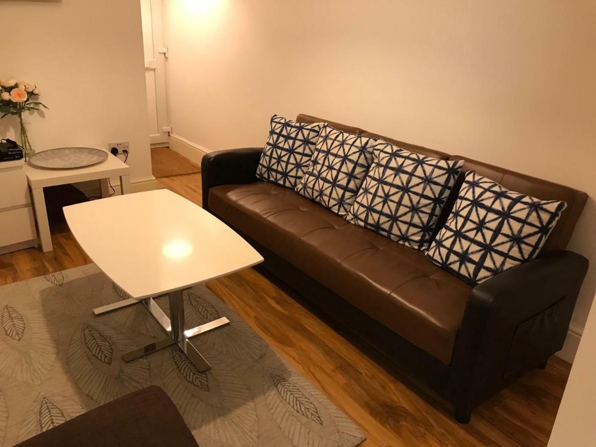 Abbey Wood Station Five Bedroom Self Contained House المظهر الخارجي الصورة